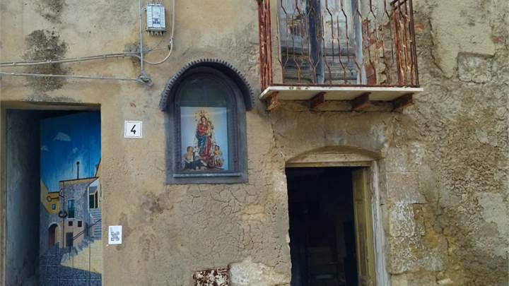 Casa singola in Vendita a Mussomeli  S. M. TRAPANI