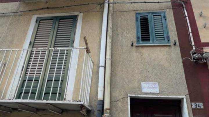 Casa singola in Vendita a Mussomeli (CL) via Milazzo 34