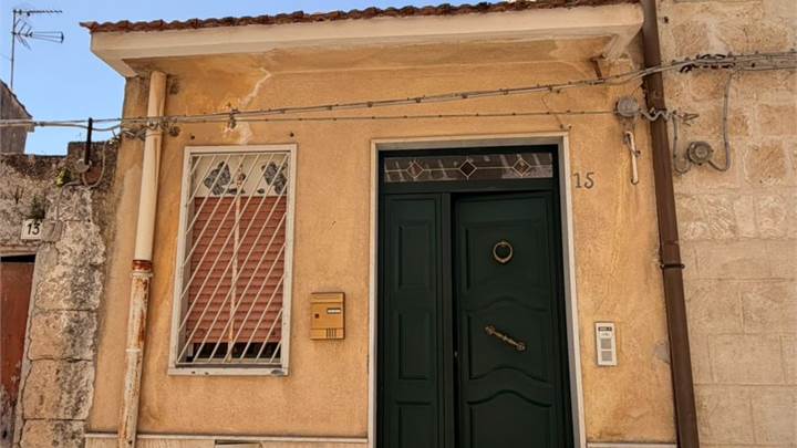 Casa singola in Vendita a Mussomeli (CL) via agrigento 15