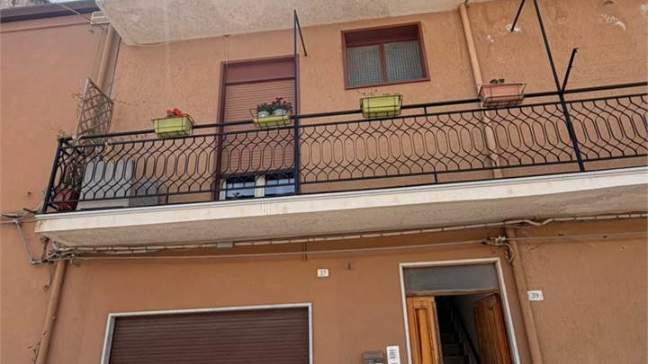 Appartamento in Vendita a Campofranco (CL) via santa croce 35